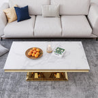 Rechteckiger Couchtisch mit weißer Marmorplatte und doppelten Beinen aus goldfarbenem Edelstahl